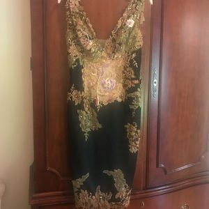 Dinner dress Mandalay Size 10, ✅condition